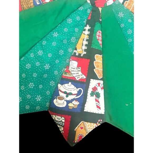 Handmade Dresden Style Quilted 31” Christmas Table Topper Candle Mat Tree Skirt - Picture 3 of 5